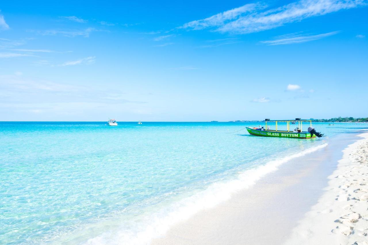 Shields Negril Villas Exterior photo