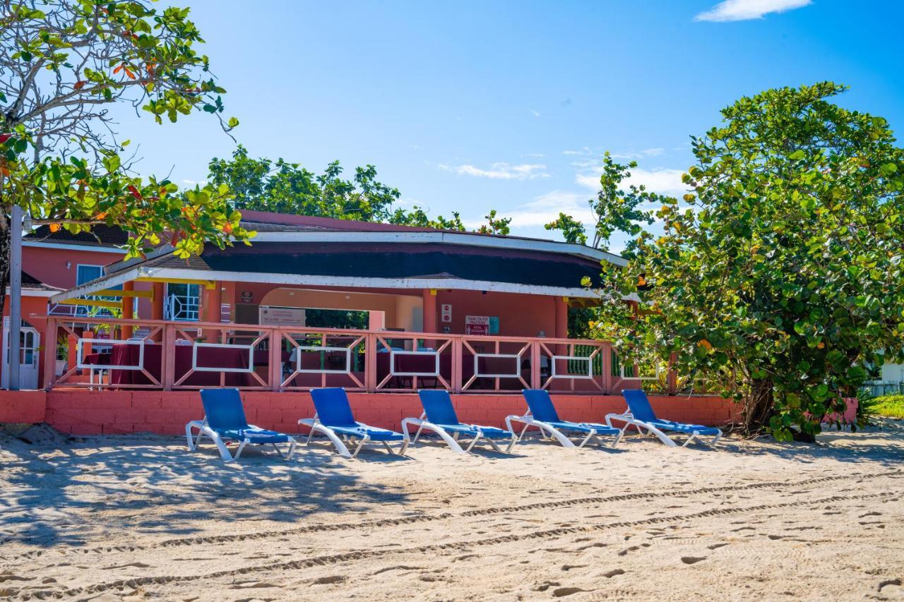 Shields Negril Villas Exterior photo