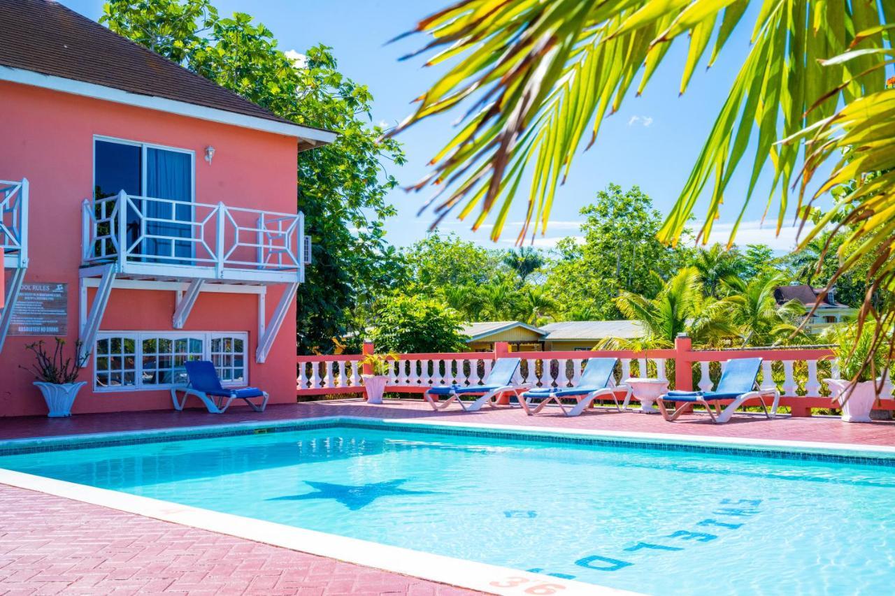 Shields Negril Villas Exterior photo