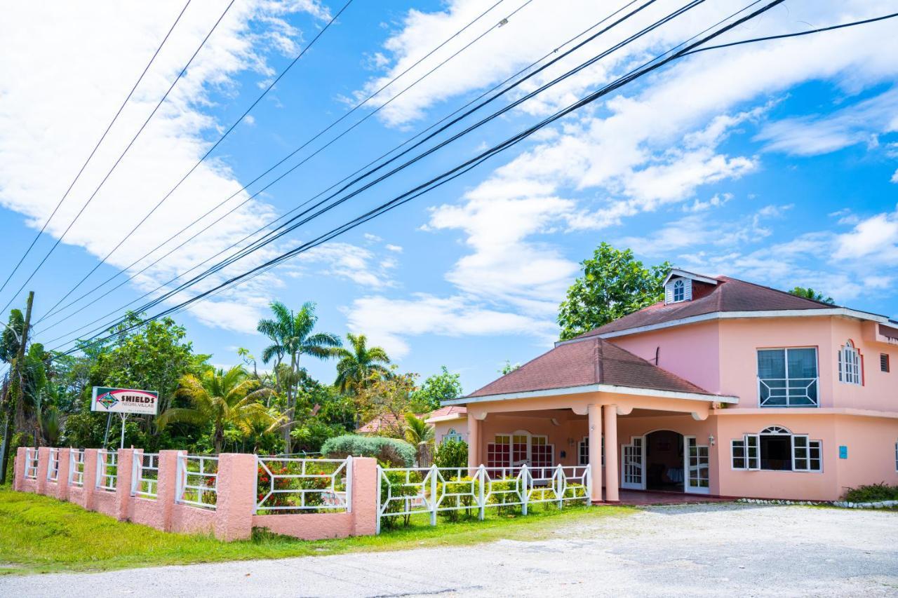 Shields Negril Villas Exterior photo