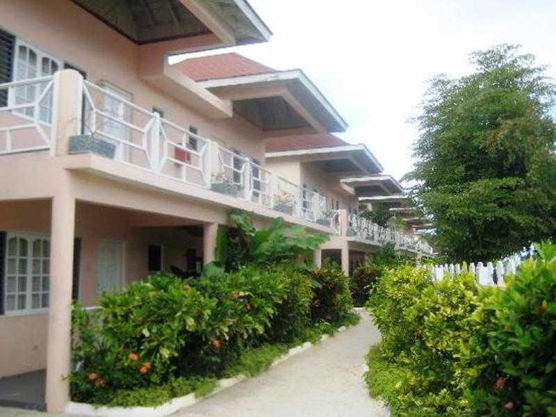 Shields Negril Villas Exterior photo