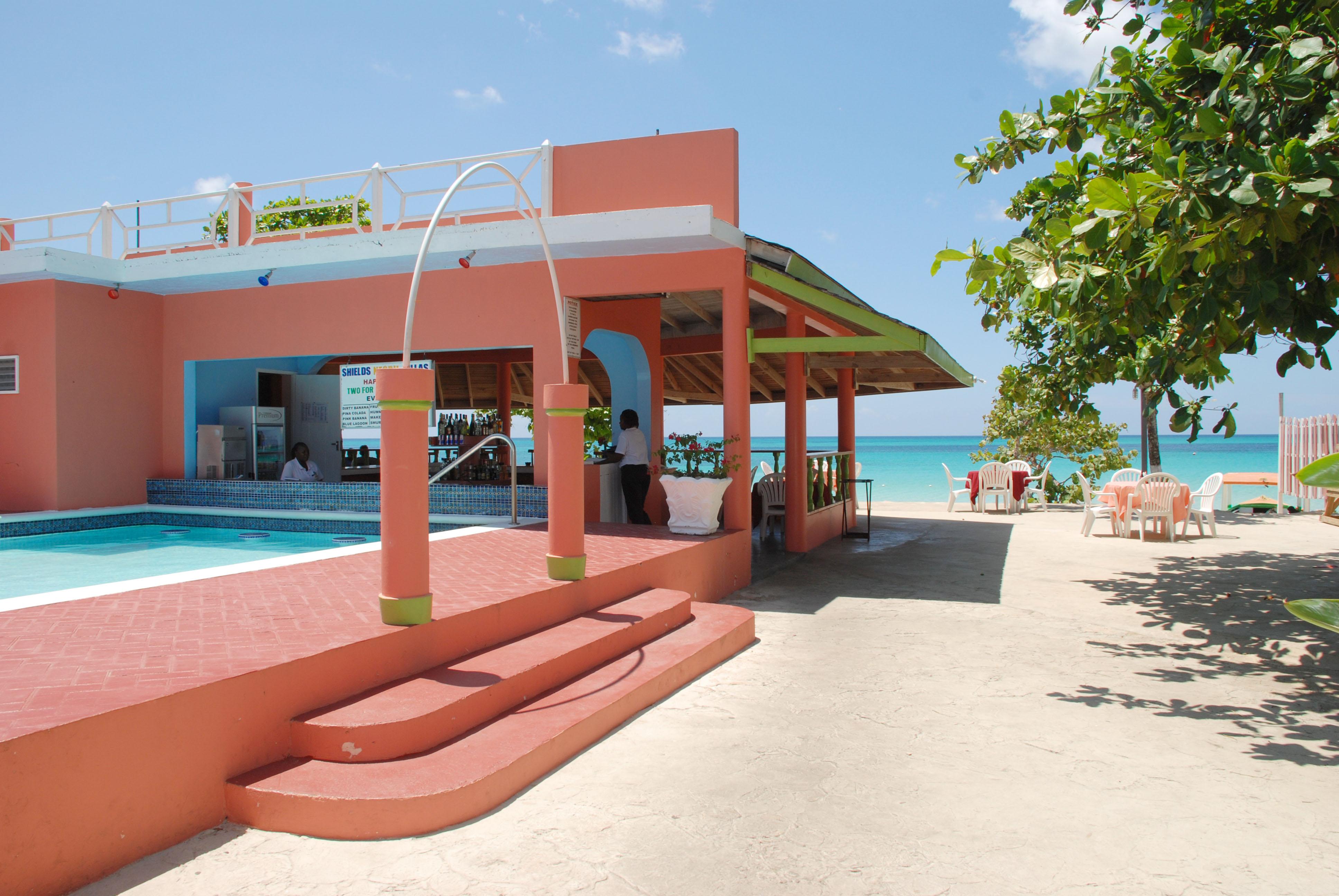 Shields Negril Villas Exterior photo